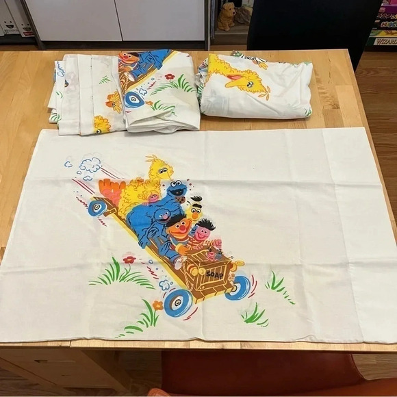 Sesame Street TWIN Fitted & Flat Sheet Pillowcases SET VTG Muslin JC Penney - Picture 1 of 7
